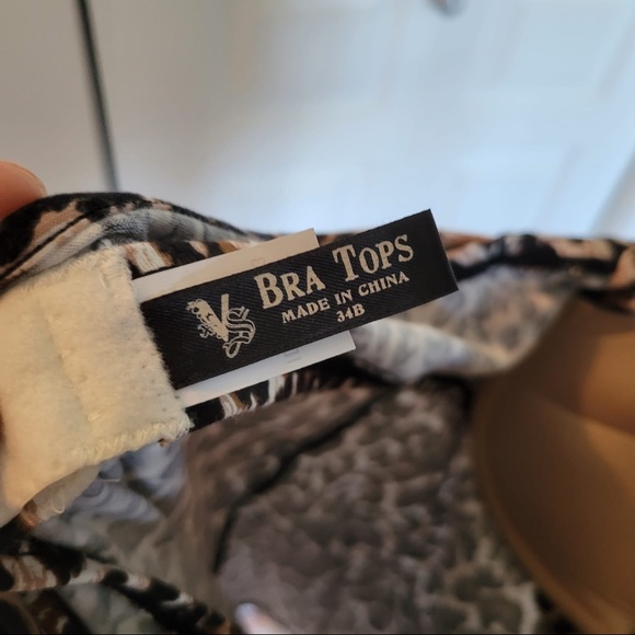Victoria’s Secret Leopard Bra Top - Picture 4 of 5